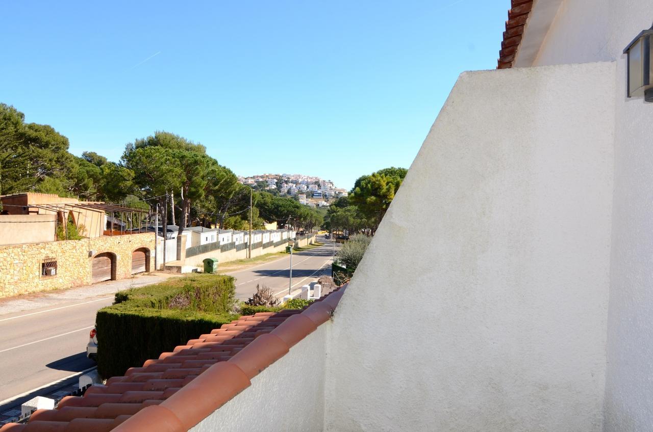 Avinguda Montgo Villa L' Escala Buitenkant foto