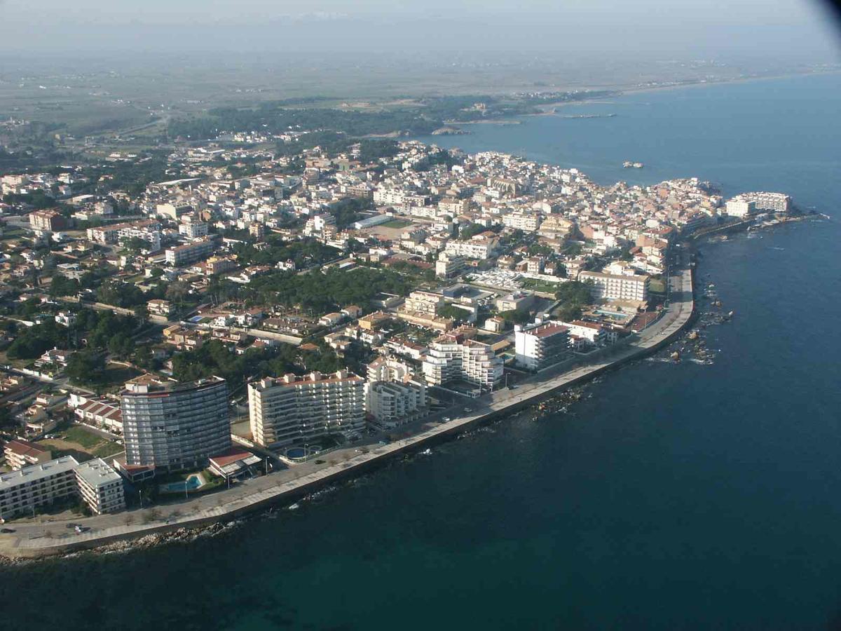 Avinguda Montgo Villa L' Escala Buitenkant foto