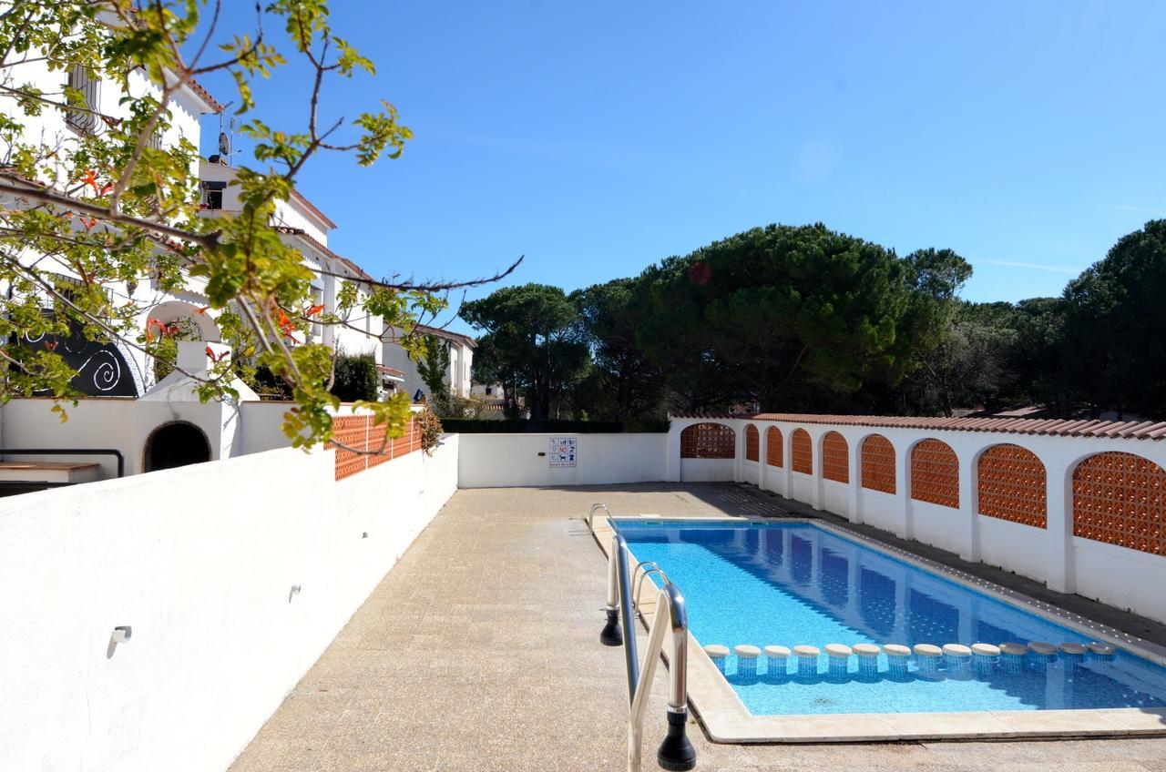 Avinguda Montgo Villa L' Escala Buitenkant foto